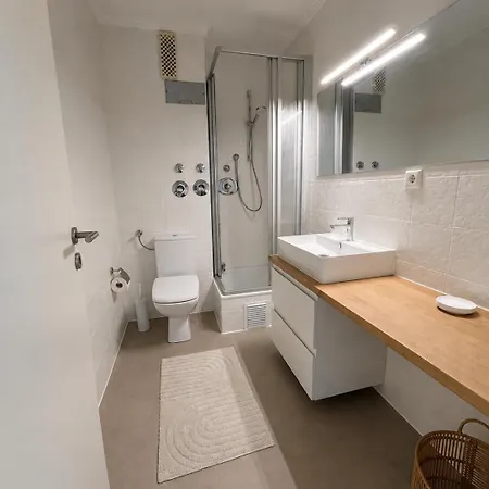 Ruhige Mit Blick Ins Gruene 아파트